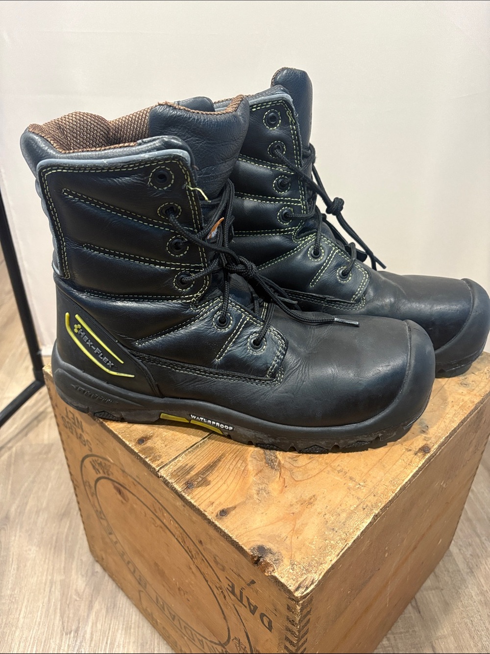 Baffin Men's Thor (STP) 8-Inch Lace-Up Leather Safety Boot, Black